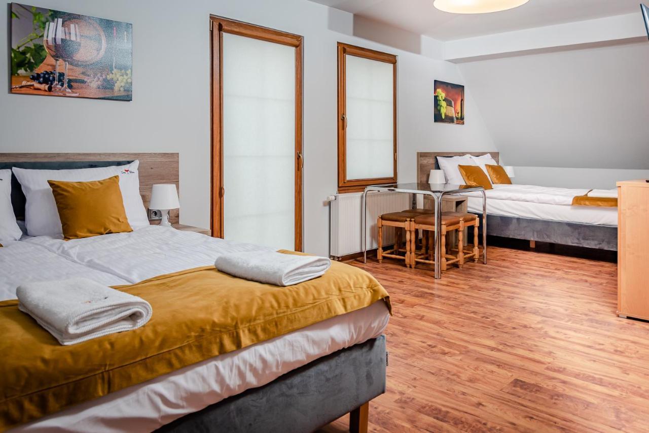 Sun&Wine Hotel Pobierowo Bagian luar foto