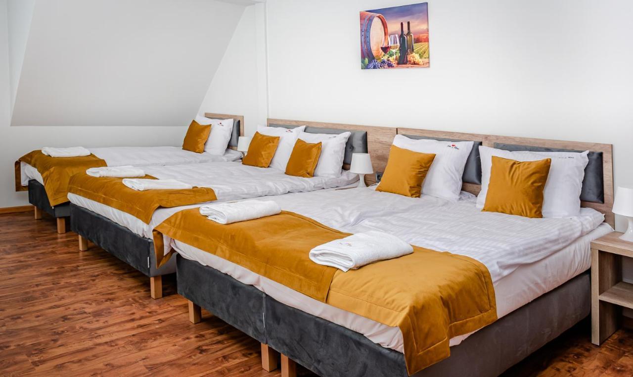 Sun&Wine Hotel Pobierowo Bagian luar foto