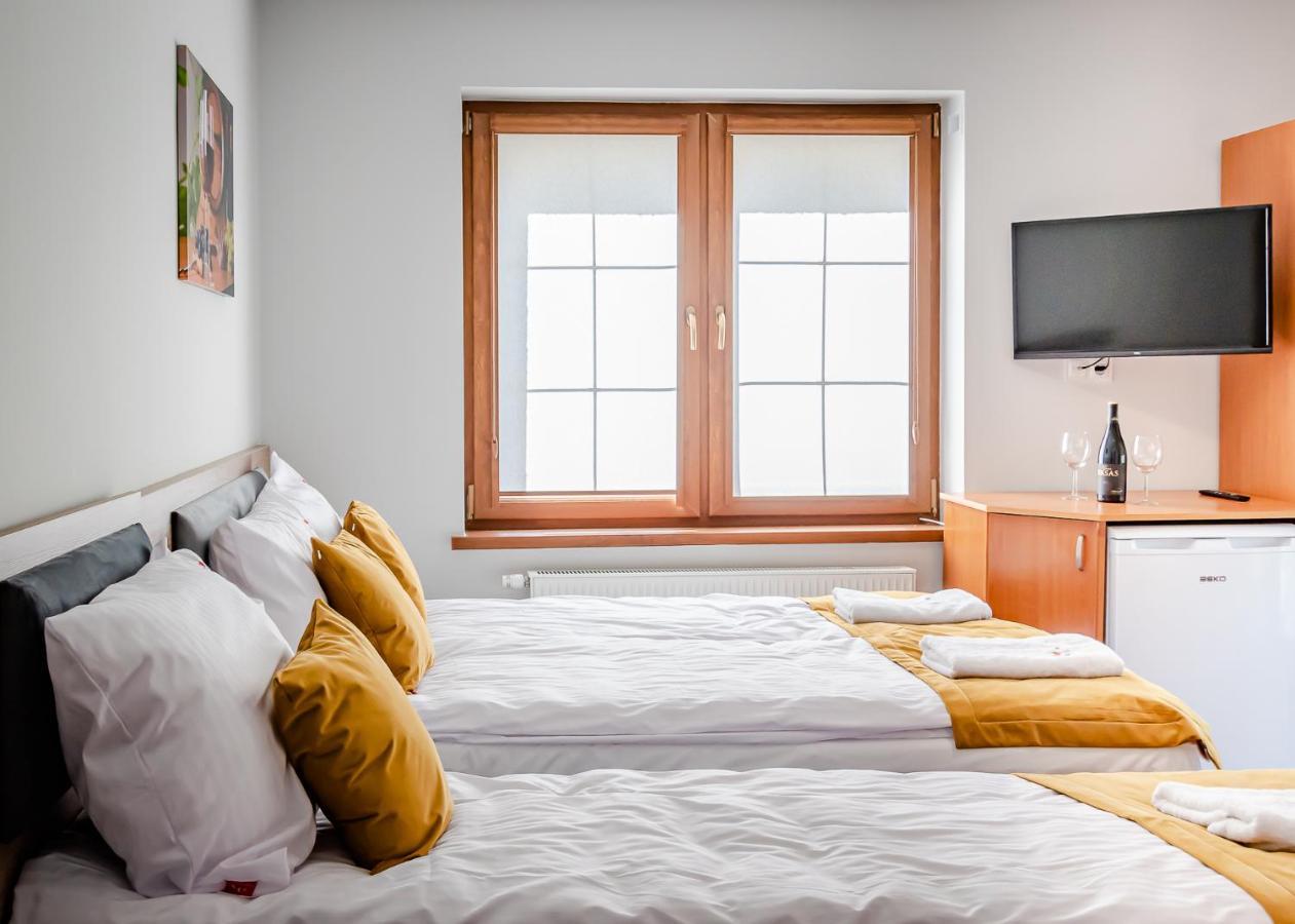Sun&Wine Hotel Pobierowo Bagian luar foto
