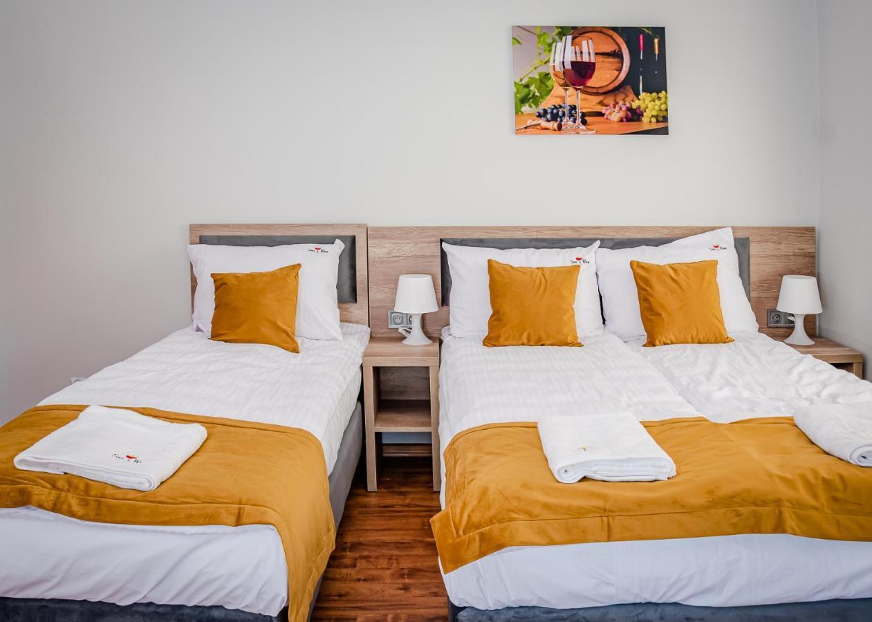 Sun&Wine Hotel Pobierowo Bagian luar foto